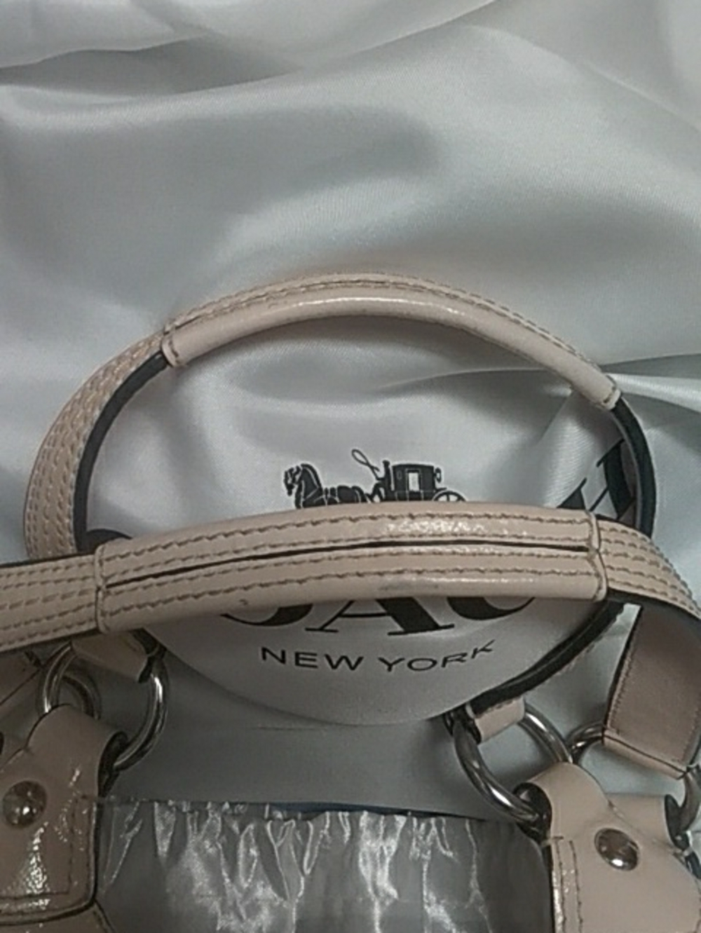 Coach Cream/Tan Lynn SoHo - Picture 11 of 11